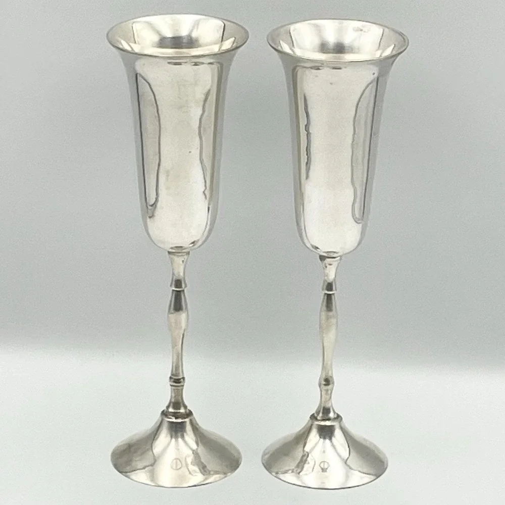 Vintage 1970s International Silver Co 745 Silver Plated Champagne Flutes Pair